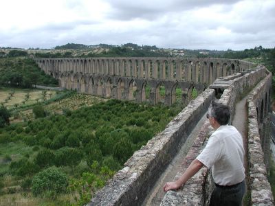 Aqueduto de Pegoes near Tomar