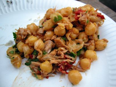 Tuna-Chickpea Salad