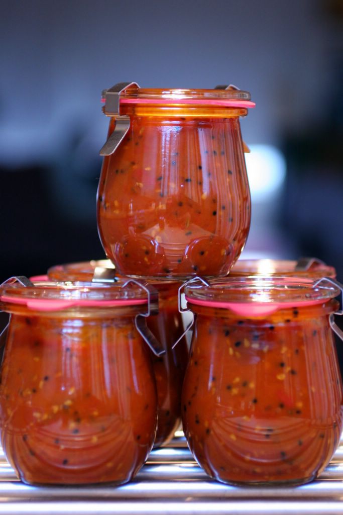 Becks &amp; Posh: How To Make a Wonderful Spicy Tomato Chutney