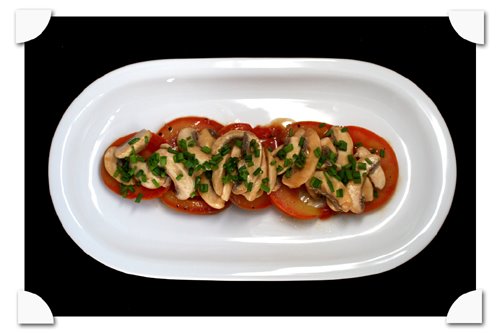 photograph picture of a how to make recipe for mushrooms vinaigrette with tomato and chives