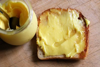 photograph picture how to make recipe for lemon curd on toast