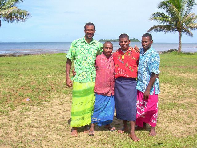 Azikiwe Chandler: Kalokolevu Village, Fiji (3/7/05 - 3/14/05)