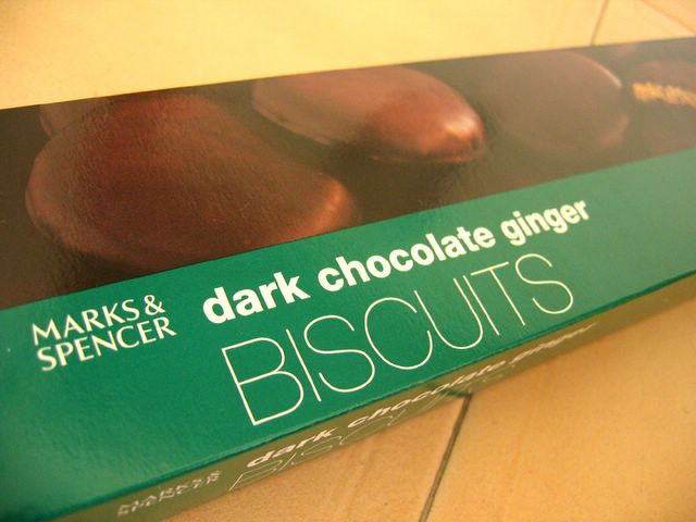 dark choc ginger biscuits