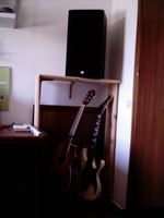 Mis guitarras y el mueble personalizado