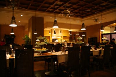 photograph picture of the dining room. Filed under Restaurant Review, San Diego, Soleil @ the K