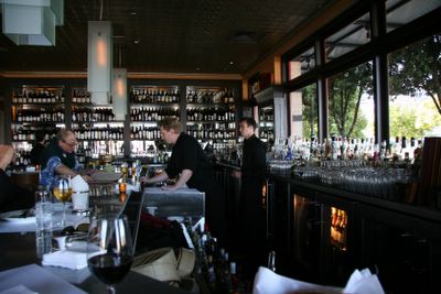 photograph picture of La Suite San Francisco filed under restaurant review