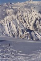 Powder Skiing in sight of twisted strata in the Sullivan Fault