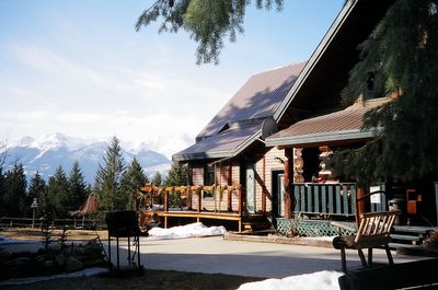 Guest house Views of the Purcell Mountains