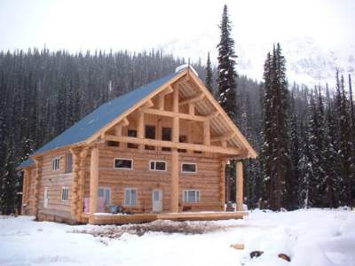 Mountain Lodge Construction at Chatter Creek
