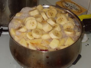 Fruit Happily Stewing