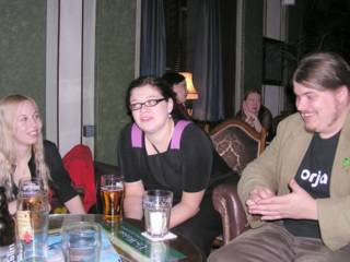 Inka, Kanerva and Paavo in the pub Old Bank