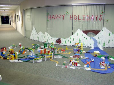 Holiday party GeoTrax track layout- by: Craig