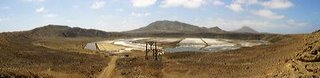 photographe, photo paysage, panoramique du volcan abritant la mine de sel sur l'île de Sal au Cap Vert