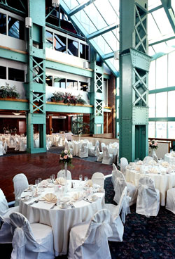 Help Me Plan My Wedding Oh This Looks Nice Windows On The River Left Cityview Room