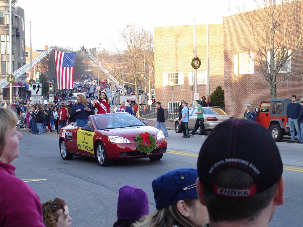 Mrs New Hampshire America 2006, Jessica Plante Dover, NH Holiday Parade