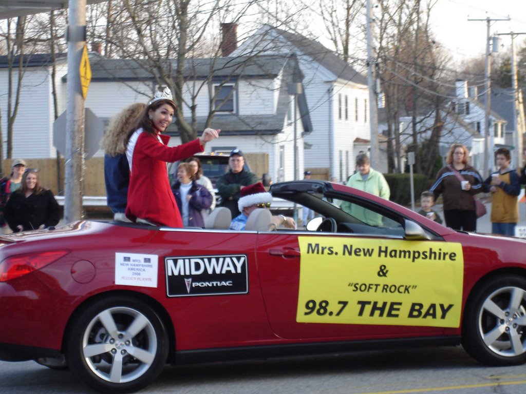 Mrs New Hampshire America 2006, Jessica Plante Dover, NH Holiday Parade