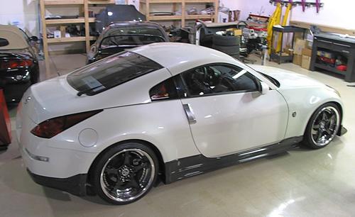 How much horsepower does a 2006 nissan 350z have #2