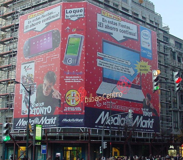 Marketing, tecnología y vida: Lona Media Markt Bilbao