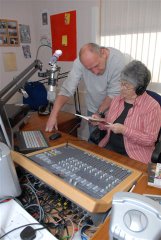 At Radio Ysbyty Gwynedd