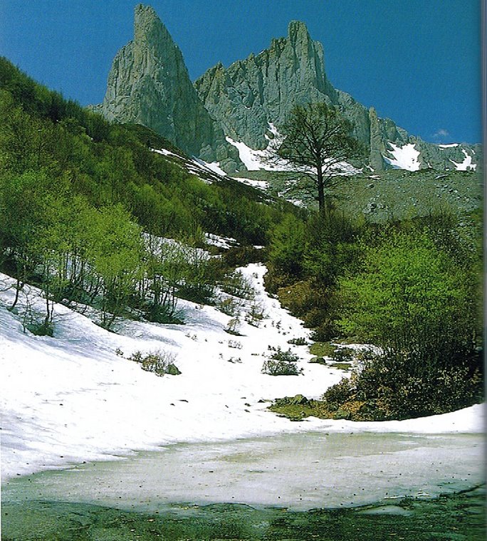 Agujas de Ansabère (Pirineos)