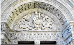 Tímpano de la Iglesia de St. Trohine de Arles (Francia)