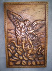 San Miguel Arcangel tallado en madera