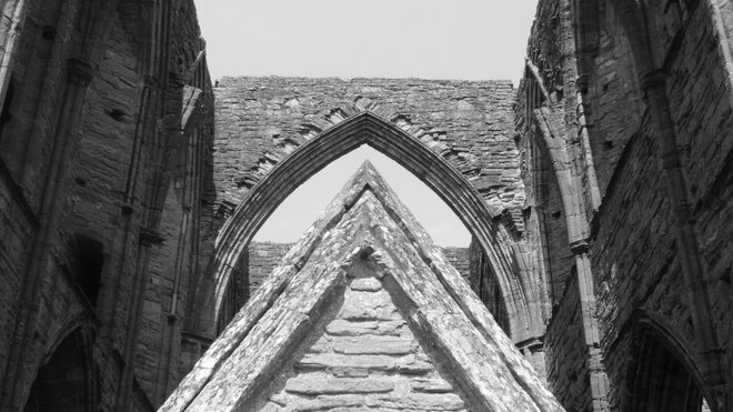 1 of 6 zillion photos of the tintern abbey