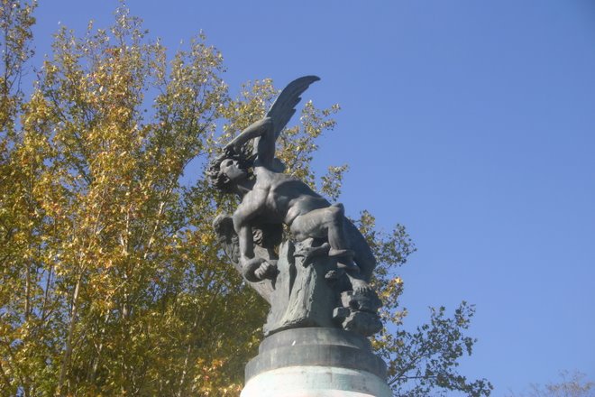 El ángel caído (única estatua del diablo...)
