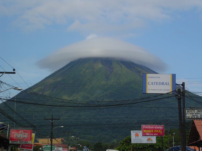 Volcán Arenal (activo)