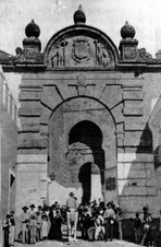 Arco del Siglo XVIII en Puerta de Sevilla