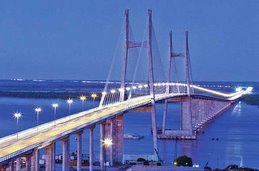 Con obras de infraestructura para un nuevo milenio: El puente Coronda Diamante.