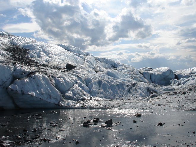 Glacial contrast