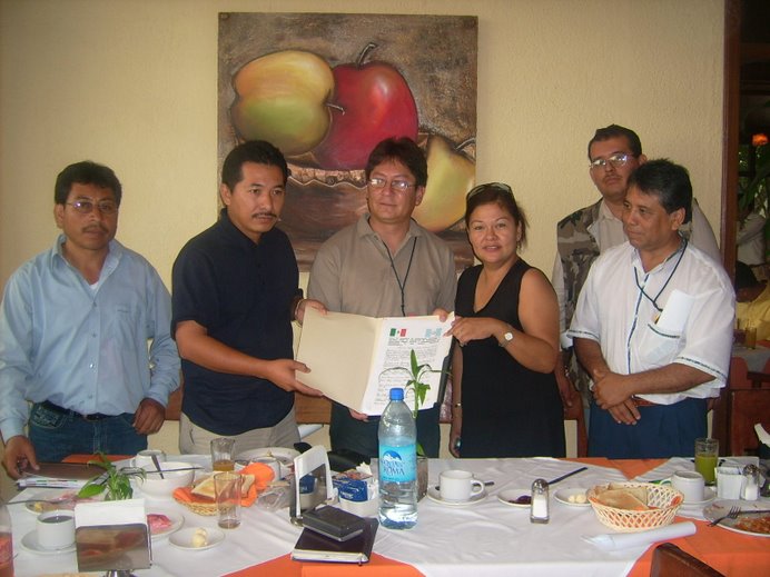 Entrega de Documento de Intercambio Turístico y Cultural México-Guatemala