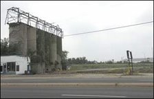 The old silos, an old Prestonia business.
