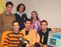 L'equip, d'esquerra a dreta: Ferran Vall, Lluís Casas, Víctor Isern, Aleix Vidal, Eia Vilardell, Mark Augé, i en Bernat Castro (via telefònica)