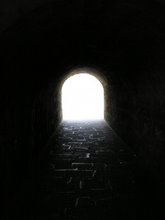 luz ao fundo do túnel