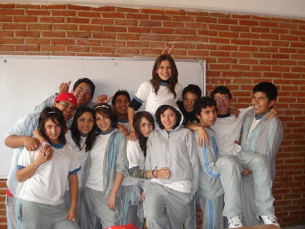todos los de mi grupo (bueno solo falta zaira y yo)