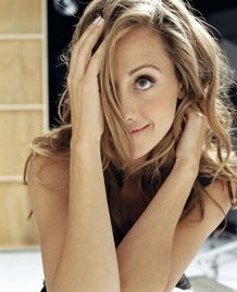 Kim Raver