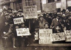 Auto workers fight for union recognition 1930's