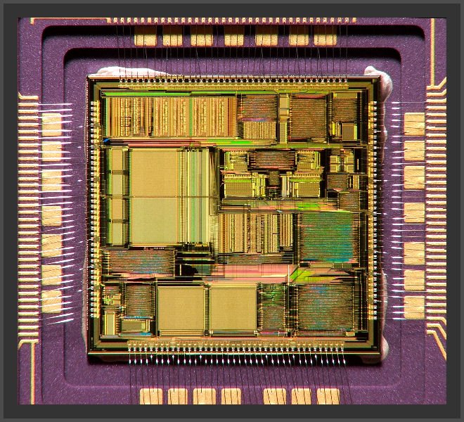 C-Cube Microsystems VideoRISC Processor CL4010-G168