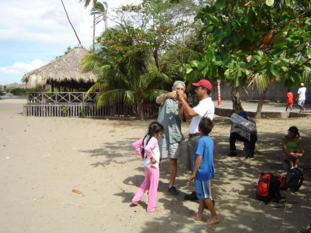 Pat, Edwin,  & kids at San Juan del Sur