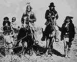 Gerónimo y un grupo de apaches.
