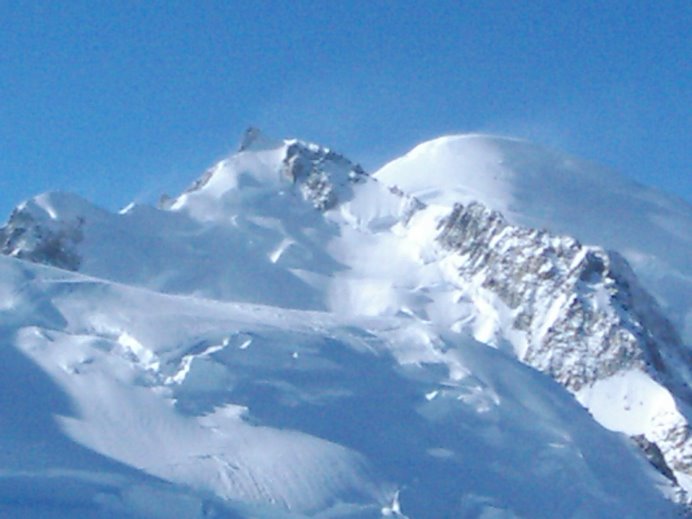 Su magestad el Mont Blanc y sus acólitos