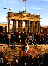Caída del Muro de Berlín (1989)