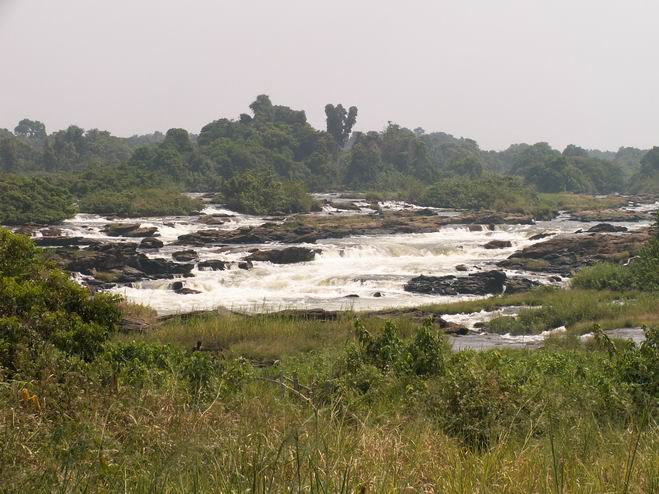 Les chutes de Nachtigal sur la Sanaga