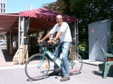 Le premier cycliste!
