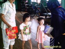Muslimat menyantuni anak-anak Tionghua Pulau Ketam