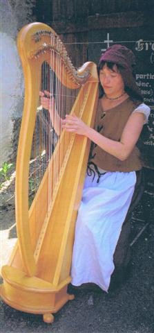 La comtesse Catherine à la harpe