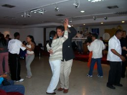 A bailar en el II Congreso de Historia Regional en Miranda .2007